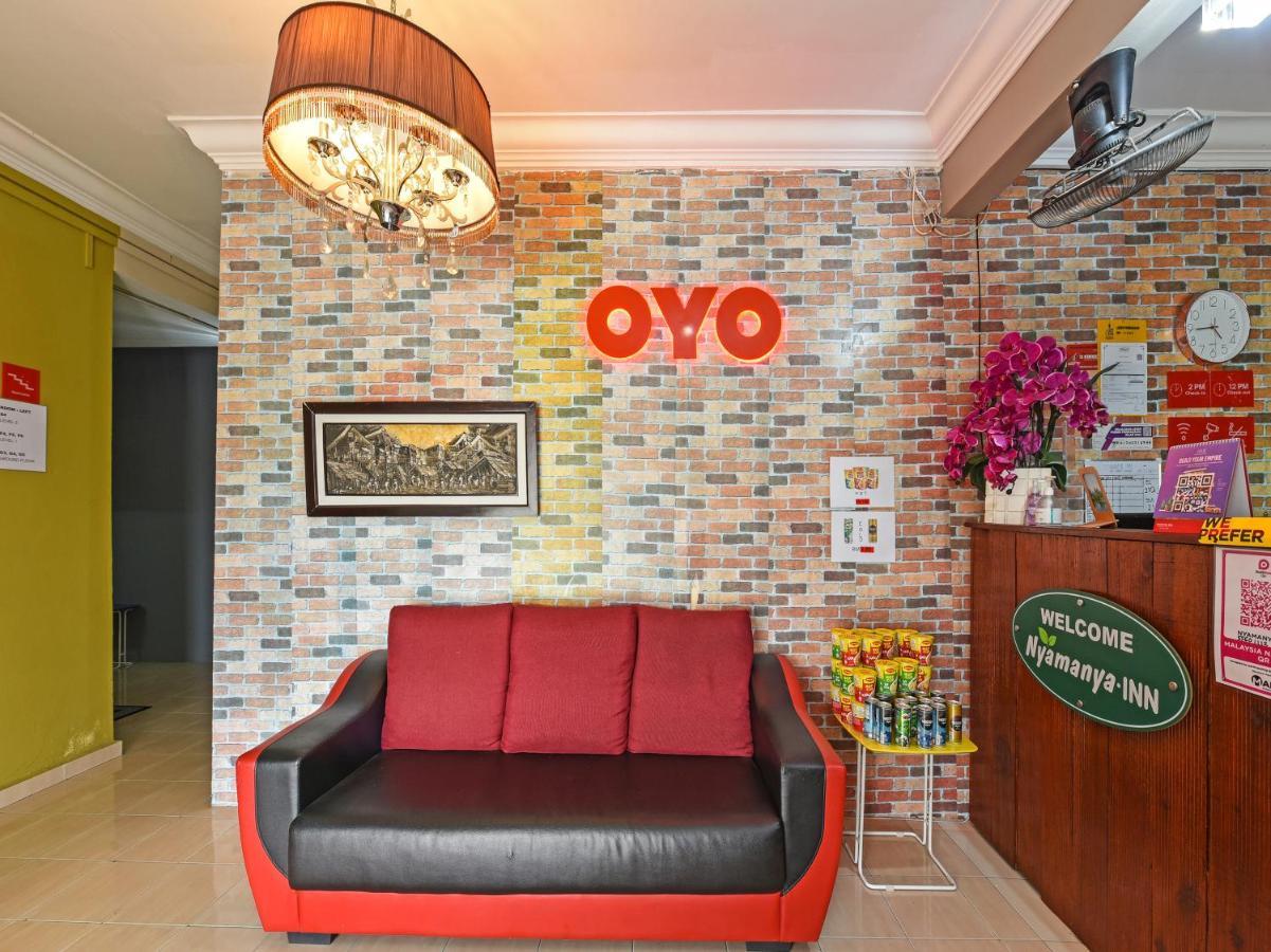 Oyo 90363 Nyamanya Inn Kuantan Esterno foto
